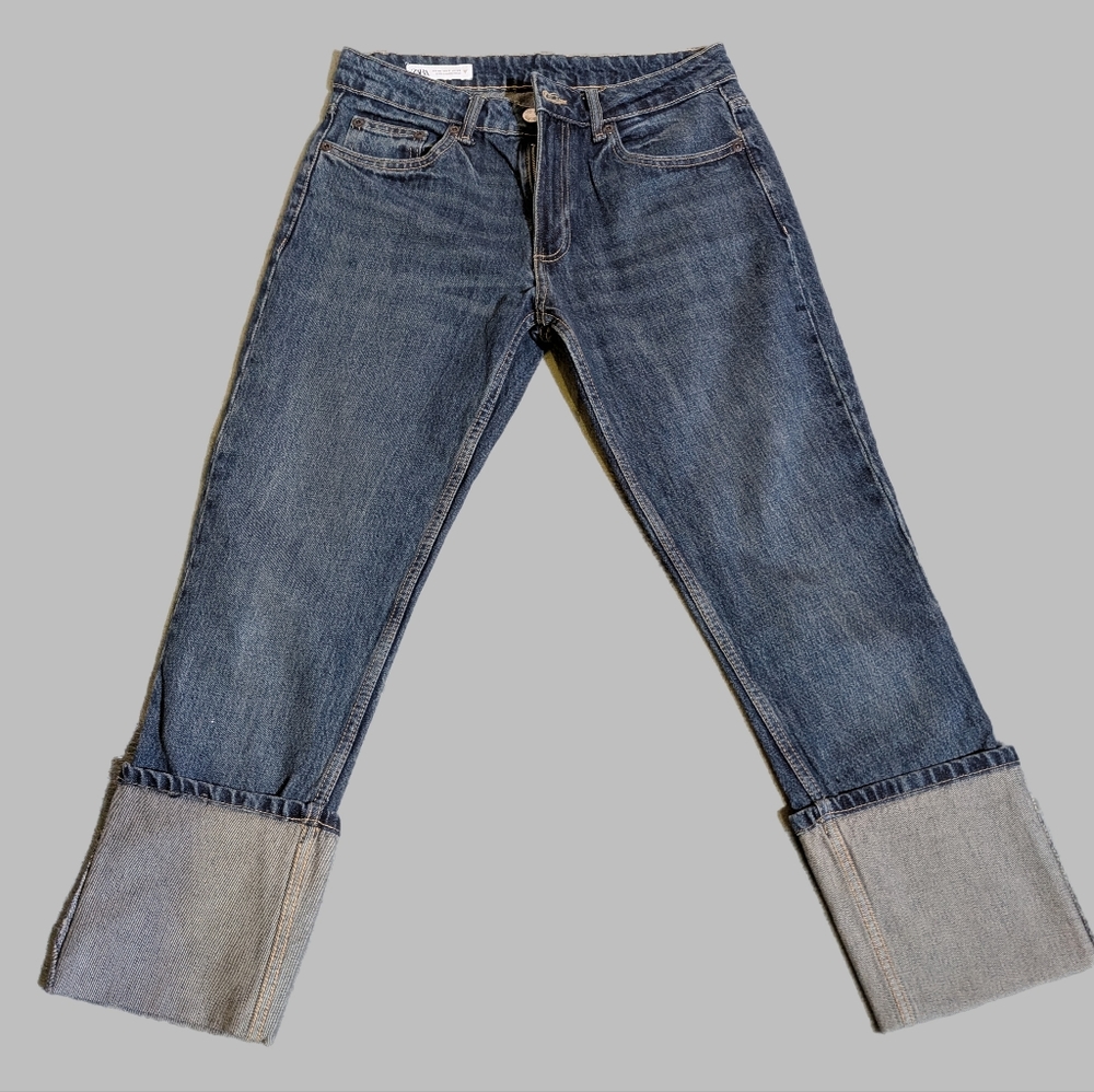 Zara Blue Ankle & Wide Cuff Cropped Jeans